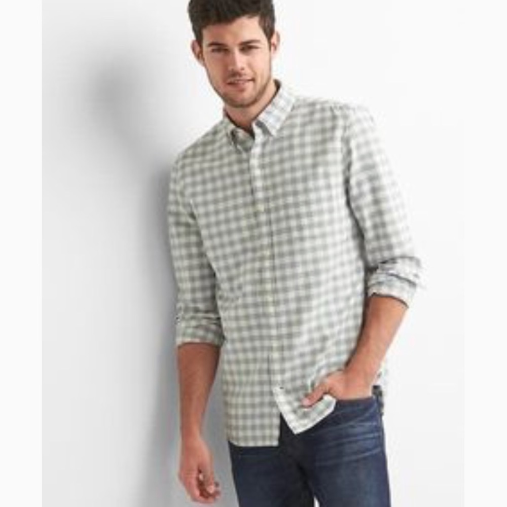 Gap slim fit button down